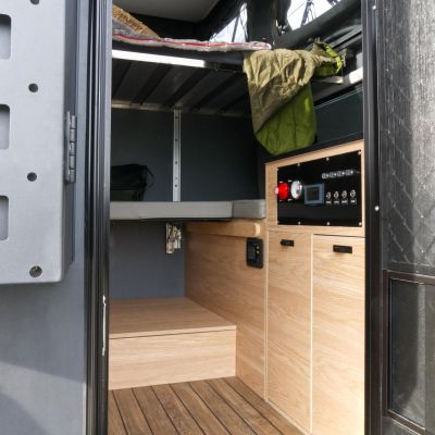 18. OFFLANDER ATAKAMA XL camper trailer