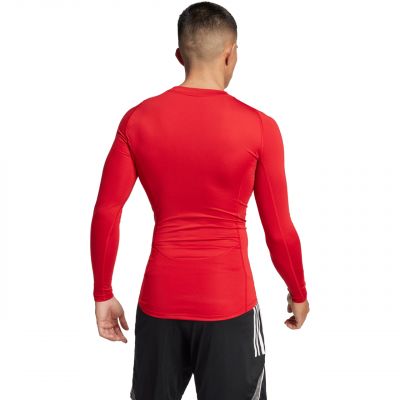 3. Adidas Techfit Long Sleeve Tee M JP2926