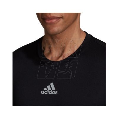 5. T-shirt adidas TechFit Warm M H23120