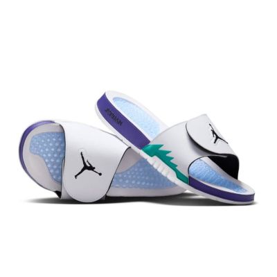 4. Air Jordan Hydro V Retro Men's Slippers - 555501-103