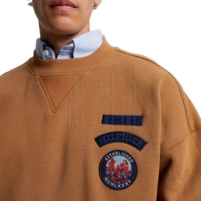 6. Tommy Hilfiger Mountain M MW0MW32671 sweatshirt
