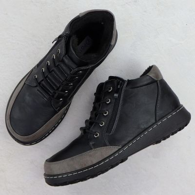 11. Comfortable Black Women’s Ankle Boots Potocki 25-90347
