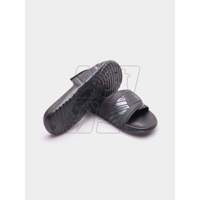 4. Flip-flops 4F M 4FWAW23FFLIM152-20S