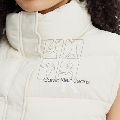 4. Calvin Klein Jeans W vest J20J219011