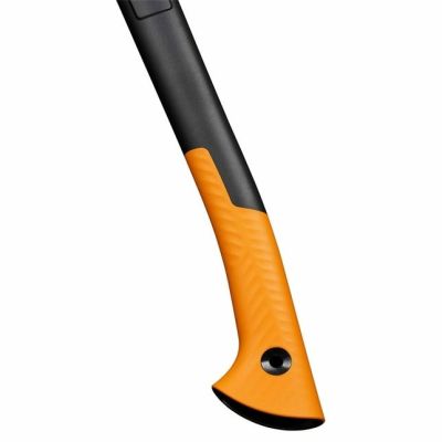6. Fiskars X14 Axe (1069102)