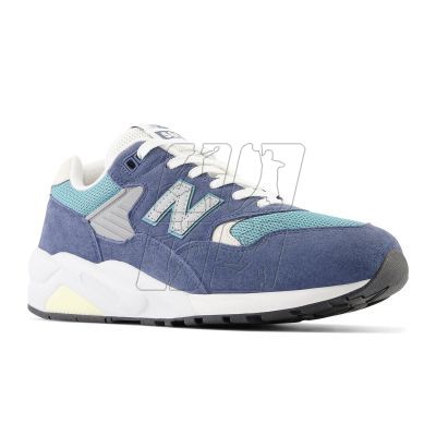 5. New Balance M MT580CA2 sports shoes