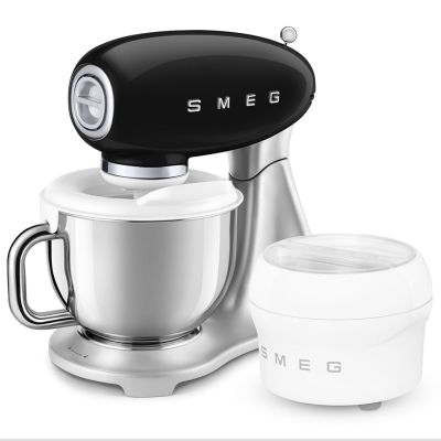 8. SMEG SMF04BLEU Kitchen Machine