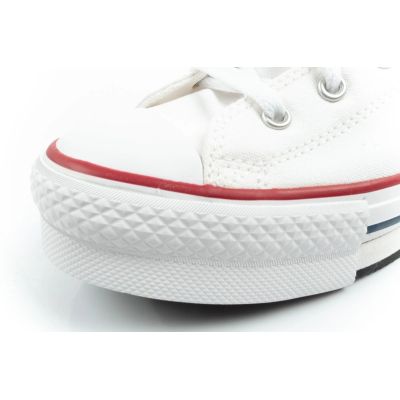 6. Converse women's Chuck Taylor All Star sneakers white
