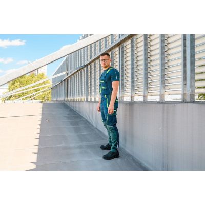 6. NEO tools 81-246-M work clothes