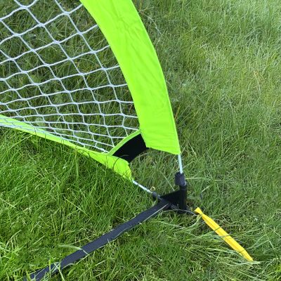 2. Pop-up soccer training goal - neon green (M) 120x80x80 cm