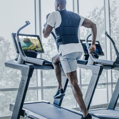 9. Freemotion Incline Trainer i22.9 FMTK74819K2 Electric Treadmill