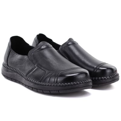4. Women's comfortable leather slip-on shoes, black, Vinceza 107241