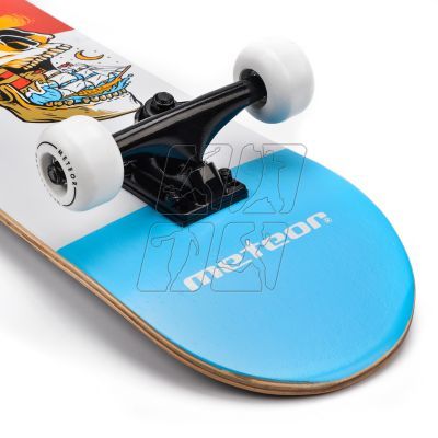 7. METEOR SKATEBOARD WOODEN SCULL