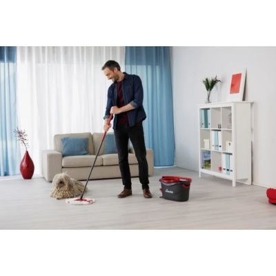 8. Vileda TURBO spin mop