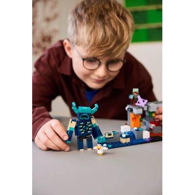 12. LEGO Minecraft 21274 Encounter with the Warden