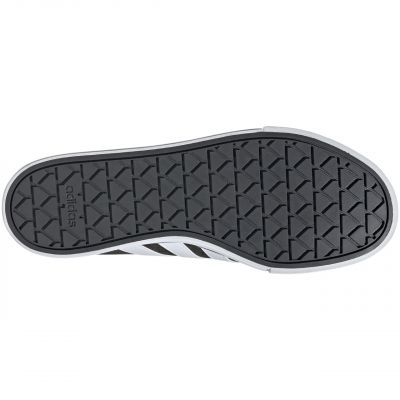 6. Adidas Daily 4.0 IF4496 shoes