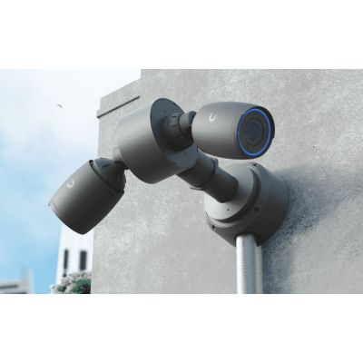 11. Mounting bracket for two UniFi cameras Ubiquiti UACC-Camera-DM-B dedicated to UniFi Bullet, Dome, Turret