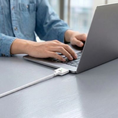 12. Tech-Protect MMC01 Ultraboost USB-C / USB-C MagSafe 3 140W 200cm Cable for MacBook - White
