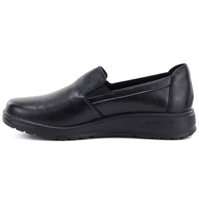 3. Women's leather slip-on wedge shoes, black, Potocki JE19505