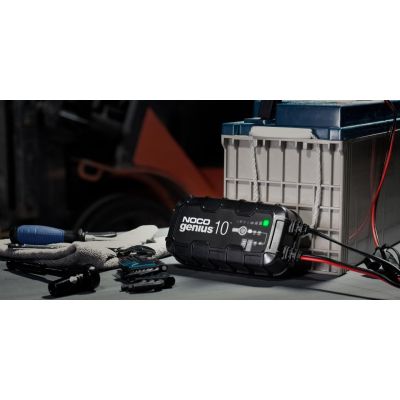 7. Noco GENIUS10EU 10A Battery Charger Rectifier