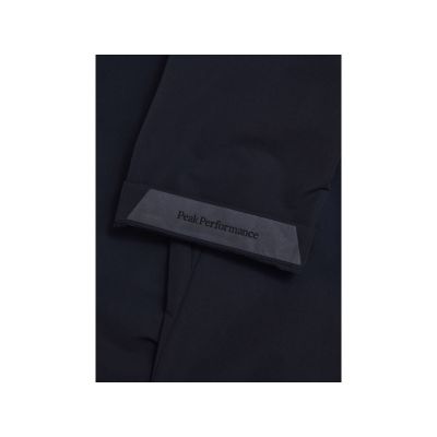 2. Peak Performance W Commuter Pants Black