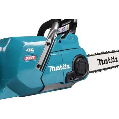 14. Makita UC015GT101 Chainsaw Black, Blue