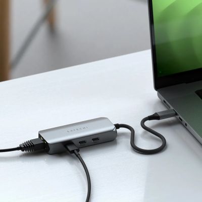 7. Satechi 4-In-1 USB-C Hub - hub for USB-C mobile devices (3x USB-C 3.2 gen2 10Gbps, 2.5 Gigabit Ethernet) (space gray)