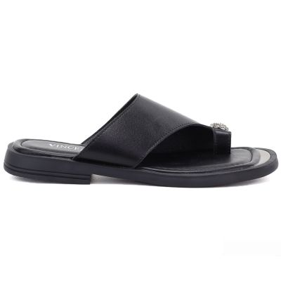 2. Women's elegant flip-flops, black, Vinceza 62307