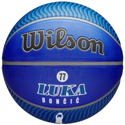 2. Ball Wilson NBA Player Icon Luka Doncic Outdoor Ball WZ4006401XB