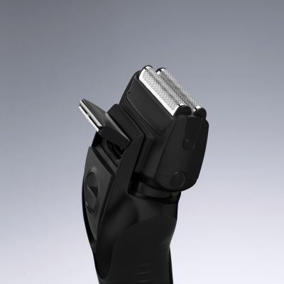 4. Panasonic ES-RW31-K503 Men's Shaver