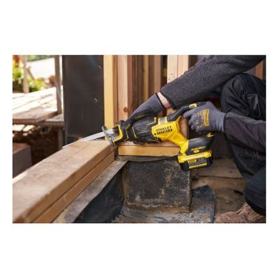 24. Fatmax 18V SFMCS311B-XJ STANLEY Reciprocating Saw