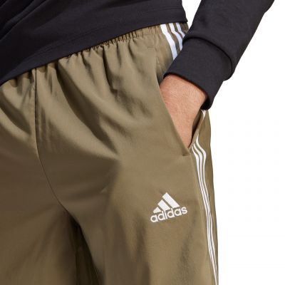 5. adidas Aeroready Essentials Chelsea 3-Stripes Shorts M IC1488