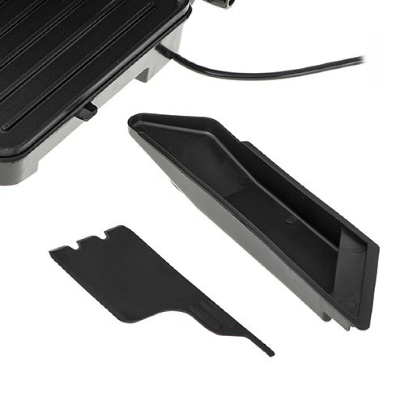 17. ADLER AD 3051 electric grill