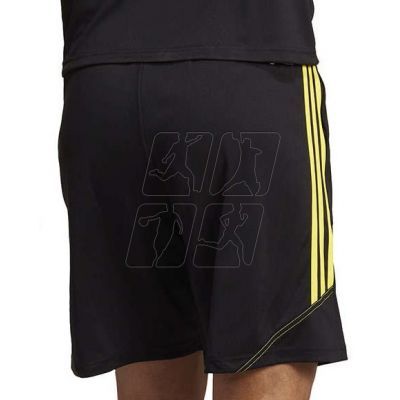 2. Shorts adidas TIRO 23 Training Short IC1597