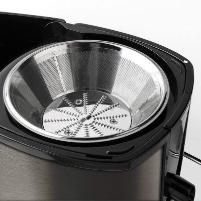 3. Black+Decker BXJE600E Juicer (600W; black)