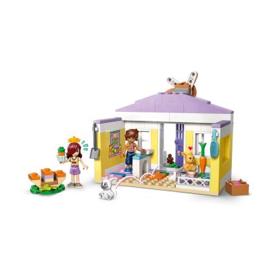4. LEGO Friends 42679 Heartlake City Bunny Hotel