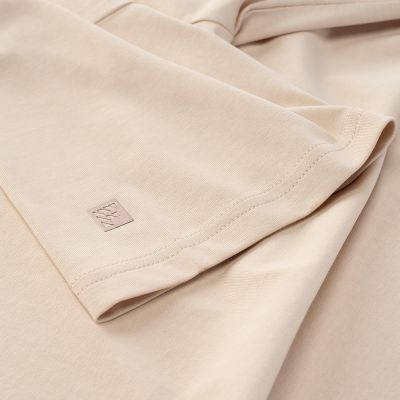 5. Fitanu Nari W short sleeve T-shirt