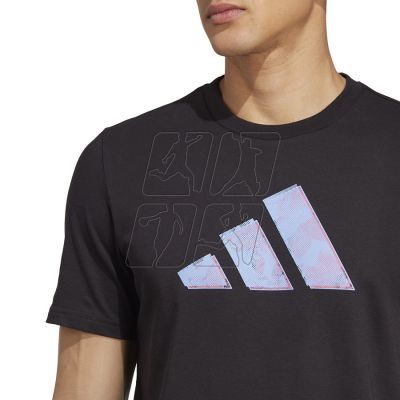 5. T-shirt adidas Tennis AO Graphic Tee M HT5220