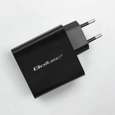 5. QOLTEC SUPER QUICK PD CHARGER | 1XUSB-C | 65W | 5-20V | 3-3.25A | BLACK