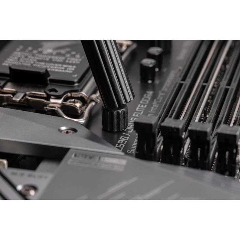 6. EK Water Blocks EK Nucleus AIO CR360 Dark, CPU Water Cooling