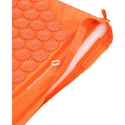 8. HMS AKM03 acupressure mat orange