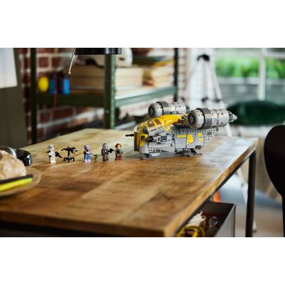 2. LEGO Star Wars 75447 - Blade