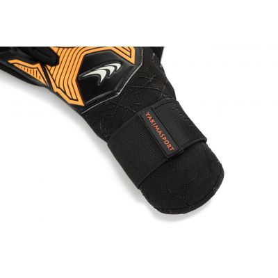 3. Yakima Sport Pro One 100731 Goalkeeper Gloves