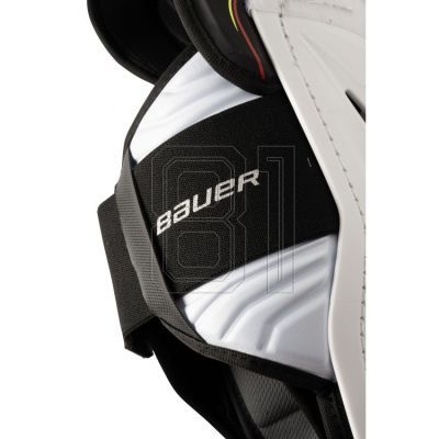 4. Bauer Vapor Flypro Int 1064866 hockey shin guards