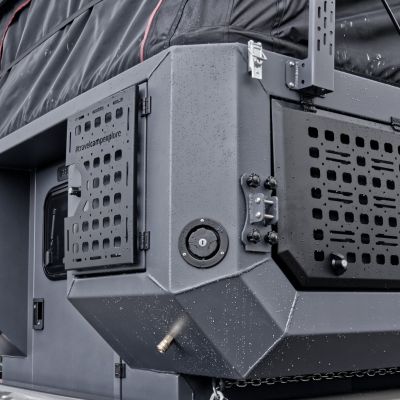 9. OFFLANDER CAMPER CONSTRUCTION DUNA S