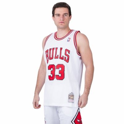 2. Mitchell & Ness Chicago Bulls NBA Home Swingman Jersey Bulls 97-98 Scottie Pippen M SMJYAC18054-CBUWHIT97SPI