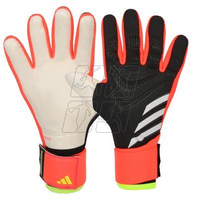 4. Adidas Predator GL Com M IN1602 goalkeeper gloves