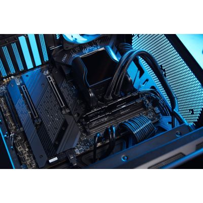 15. Kingston FURY DDR5 32GB (1x32GB) 5200MHz CL40 Beast Black