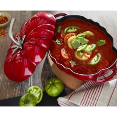 3. Oval cast-iron tomato pot STAUB 40511-774-0 – red, 2.5 l