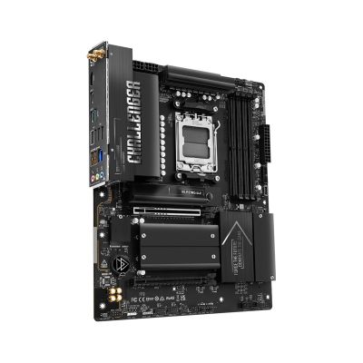 4. ASRock X870 Challenger WiFi AM5 ATX HDMI/USB-C